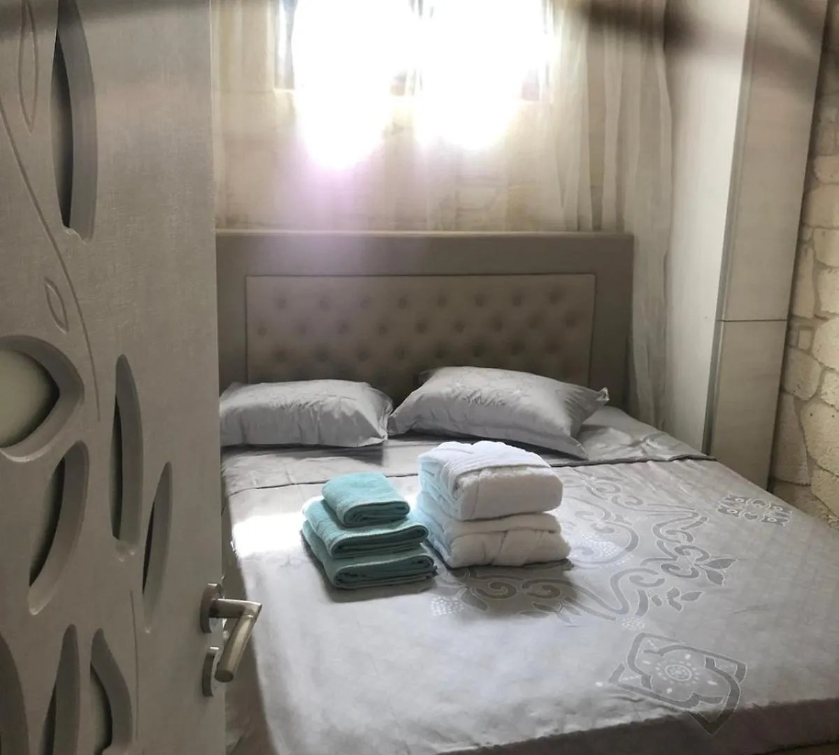 Apart Siopi And Irini Siviri Apartment
